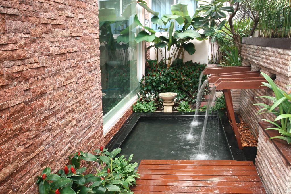 โรงแรมเมิร์ธสาทร กรุงเทพมหานคร ภายนอก รูปภาพ