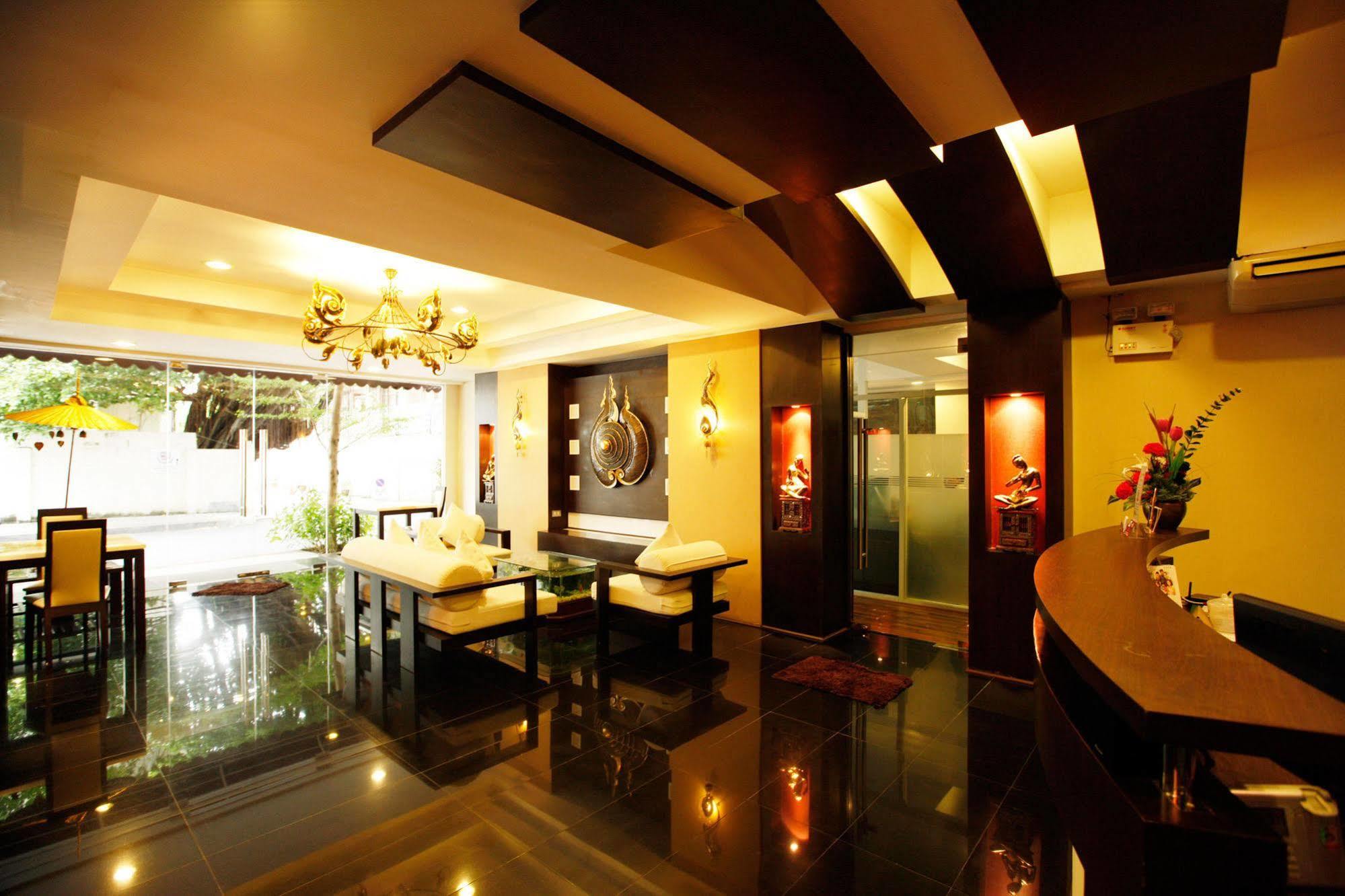 โรงแรมเมิร์ธสาทร กรุงเทพมหานคร ภายนอก รูปภาพ